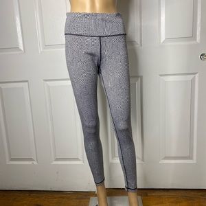 Jacquard Workout Leggings Size 